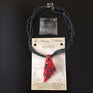 Beaded necklace with glass pendant